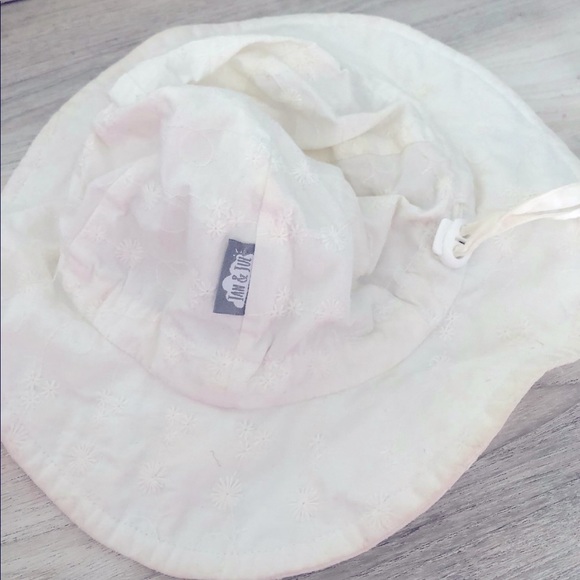 50+ upf sun protection baby hat 3-9 months - Picture 3 of 6